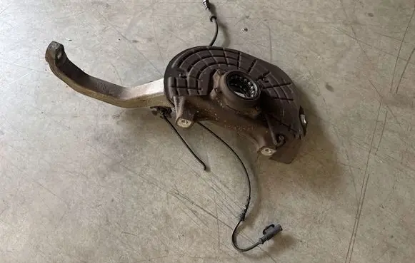 Maserati Ghibli Front wheel hub