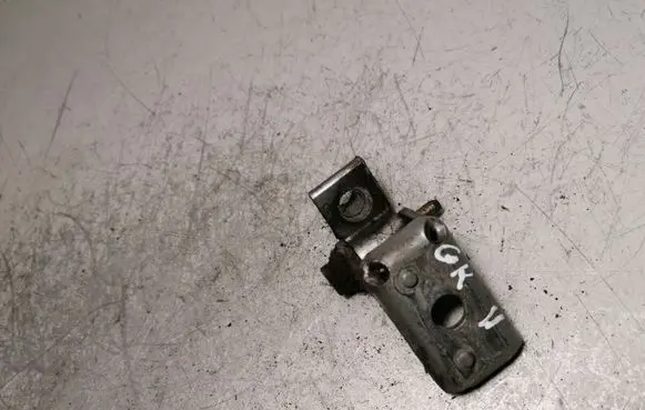 Peugeot 206 Rear door upper hinge
