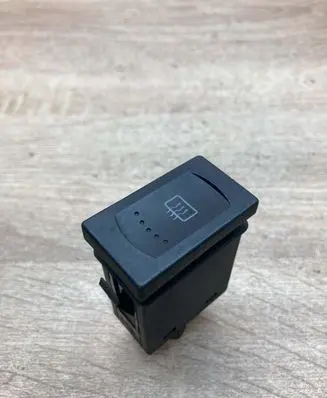 Volkswagen PASSAT B5 Windscreen/window heater switch 3B0959621C