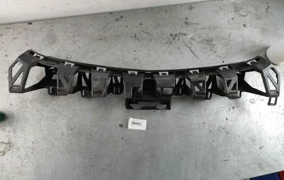 Mercedes-Benz S W222 Rear bumper mounting bracket a2228850565