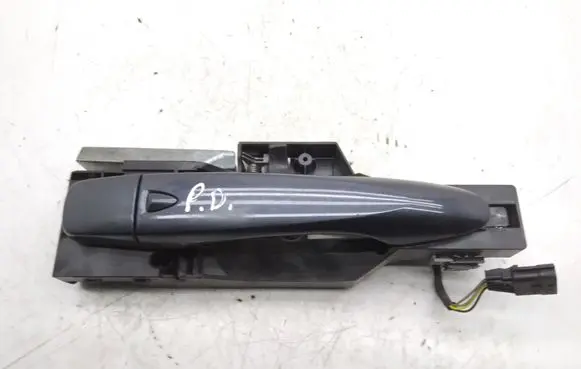 Renault Kadjar Front door exterior handle 