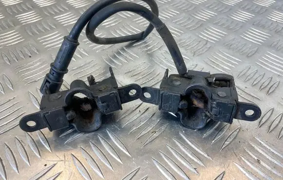 Mercedes-Benz SL R129 Engine bonnet/hood lock/catch A1298211351 1298211351