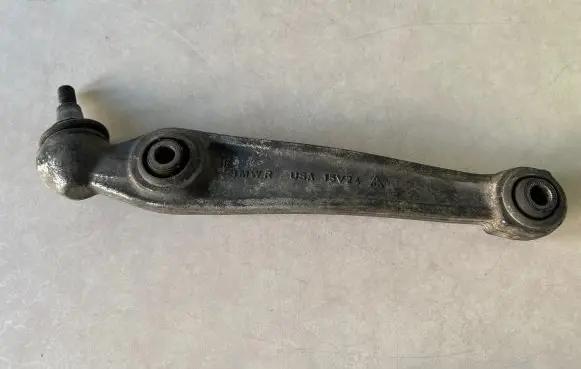 BMW X6 E71 Front lower control arm/wishbone 2413486