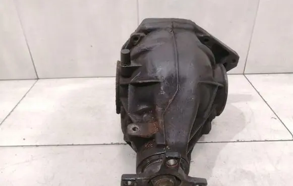Mercedes-Benz CLK A209 C209 Rear differential A2093503314