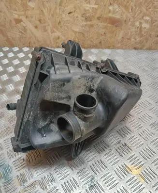 Ford Mondeo MK IV Air filter box