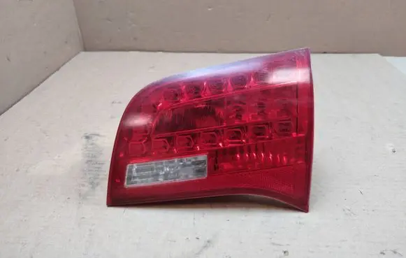 Audi A6 Allroad C6 Tailgate rear/tail lights 4F9945094A 89037754