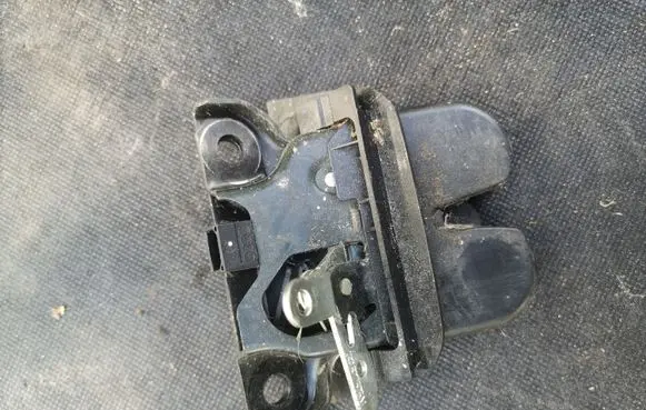 Audi A2 Tailgate/trunk/boot lock/catch/latch