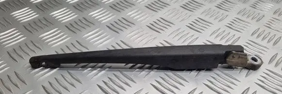 Peugeot 406 Rear wiper blade arm 