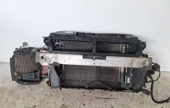 Peugeot 308 Radiator support slam panel 