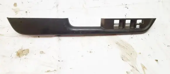 Nissan X-Trail T30 Front door window switch trim 809498h700
