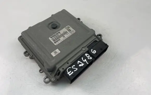 Volvo S60 Engine control unit/module ECU 30729826A 0281012103