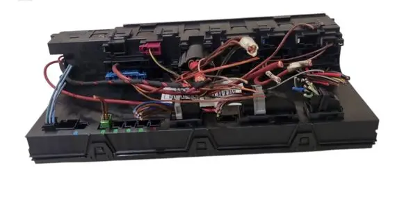 Mercedes-Benz E W211 SAM control unit 2115456501