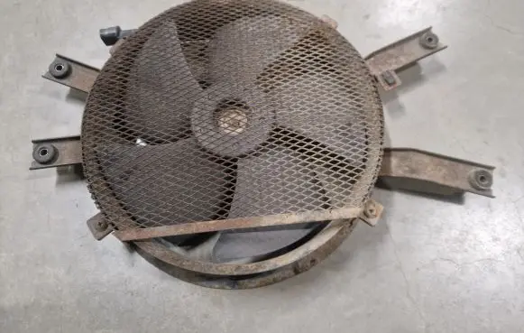 Mitsubishi L200 Air conditioning (A/C) fan (condenser) 
