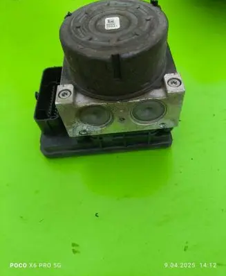 Peugeot 208 ABS Pump 9813805380 10022005814