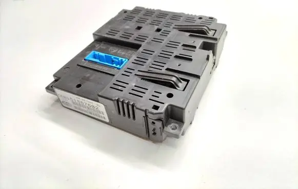 Fiat Grande Punto Engine control unit/module 51867602