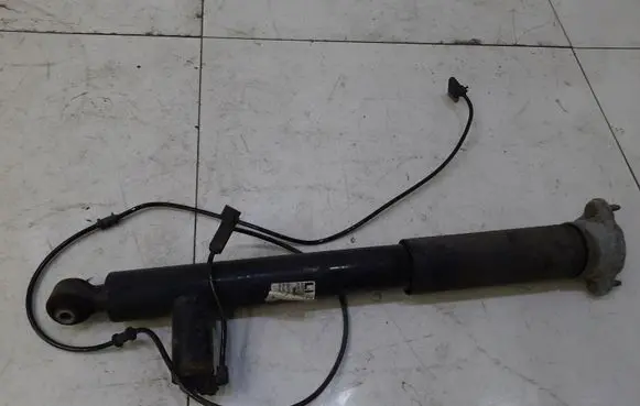 Rear shock absorber/damper