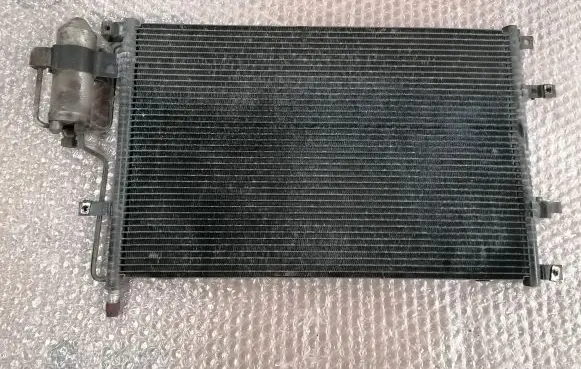 Volvo V70 Coolant radiator