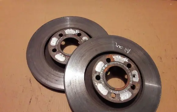 Audi A4 S4 B6 8E 8H Front brake disc