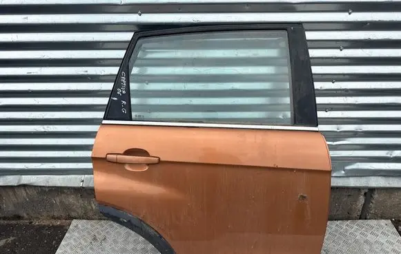 Rear door