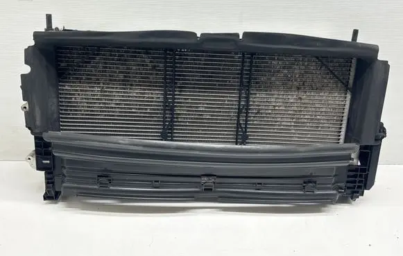 Volvo XC60 Coolant radiator 32224829 1712201226