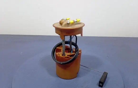 Mercedes-Benz Sprinter W901 W902 W903 W904 In-tank fuel pump 9015422317