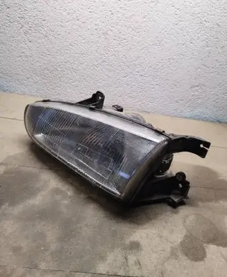 Hyundai Lantra I Headlight/headlamp 1012492