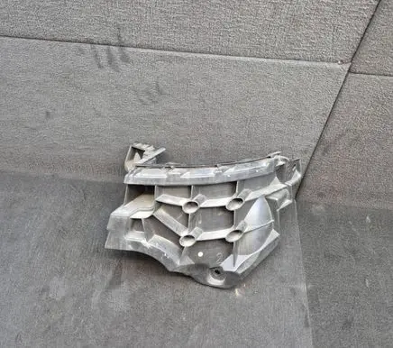 Audi Q8 Rear bumper mounting bracket 4M8807394