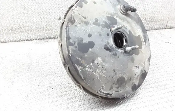 Skoda Octavia Mk1 (1U) Brake booster 1J1614105H