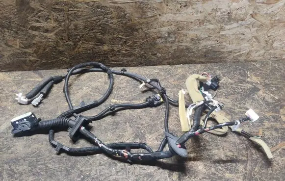 Infiniti Q70 Y51 Front door wiring loom 241256AK0B