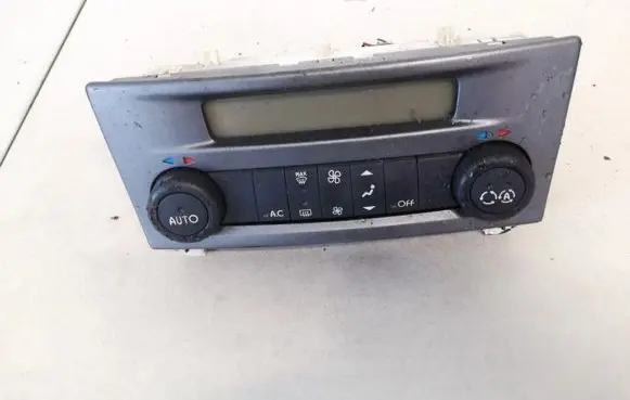 Renault Laguna II Climate control unit 8200181132d 8200181132-d