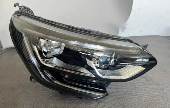 Renault Megane IV Headlight/headlamp 260100478R 260108478R 90060925