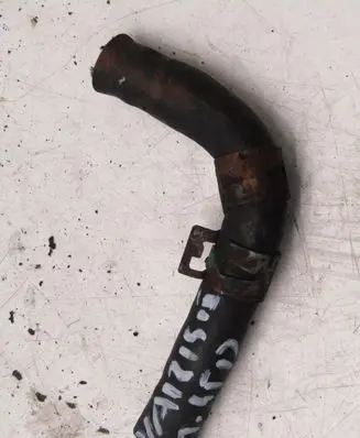 Toyota Yaris Engine coolant pipe/hose 1328