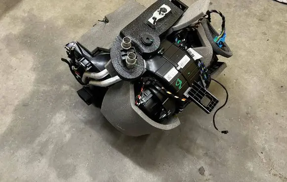 Peugeot 2008 II Interior heater climate box assembly 9830698080