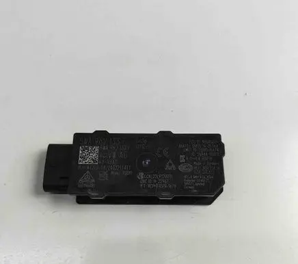Volkswagen Multivan T6 Keyless system antenna 5WA962133F
