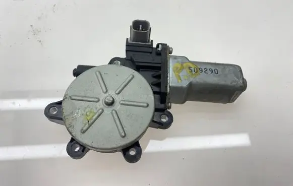 Subaru Outback Front door window regulator motor