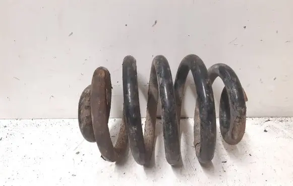 Volkswagen Transporter - Caravelle T4 Rear coil spring