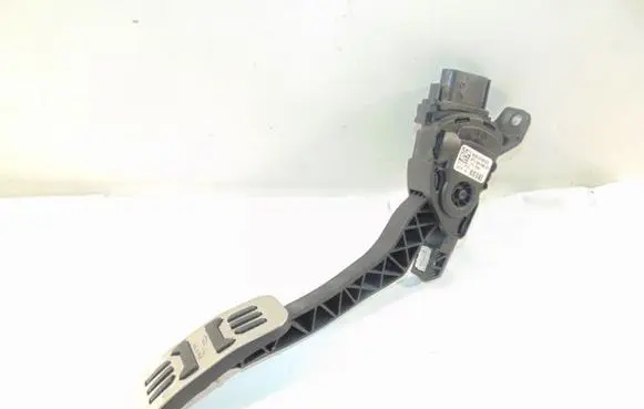 Jaguar XK - XKR Accelerator throttle pedal C2P17006 8W839F836CA 8W839F836EA