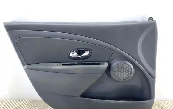 Renault Megane III Front door card panel trim 