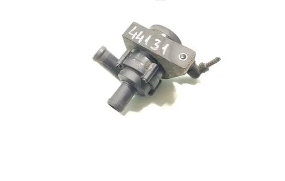 Volkswagen Golf VI Auxiliary pre-heater (Webasto) 