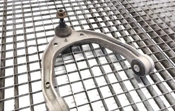 Audi Q7 4L Front control arm 7L0407947B