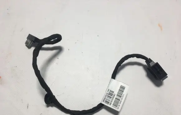 Citroen C4 II Picasso USB socket connector 9806059580