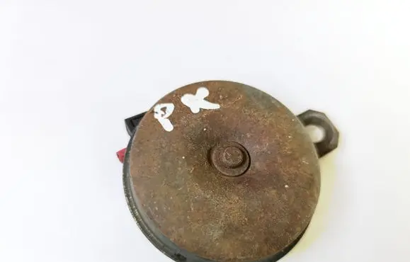 Toyota Avensis Verso Horn signal