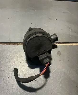Mercedes-Benz ML W164 Electric auxiliary coolant/water pump 02775812
