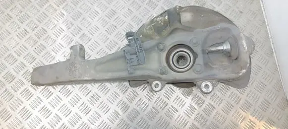 Mercedes-Benz ML W166 Front wheel hub 16609