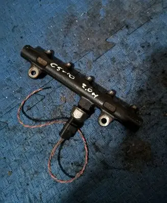 Citroen C5 Fuel main line pipe 9656391180