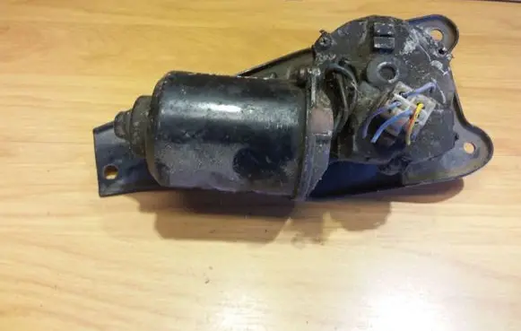 Suzuki Baleno EG Wiper motor 1592000663