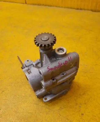 Dacia Sandero Fuel injection high pressure pump 150122762R