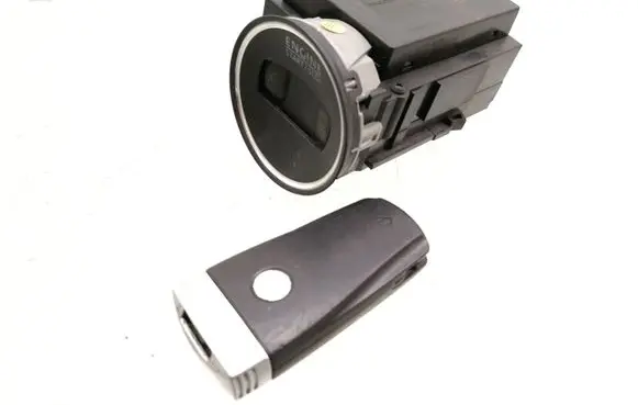 Volkswagen PASSAT B6 Ignition lock 3C0905843M