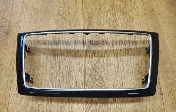 Mercedes-Benz GLE (W166 - C292) Radio/GPS head unit trim A1666802417 09094000