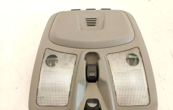 Volvo XC90 Front seat light 30669622 100568 103500003089